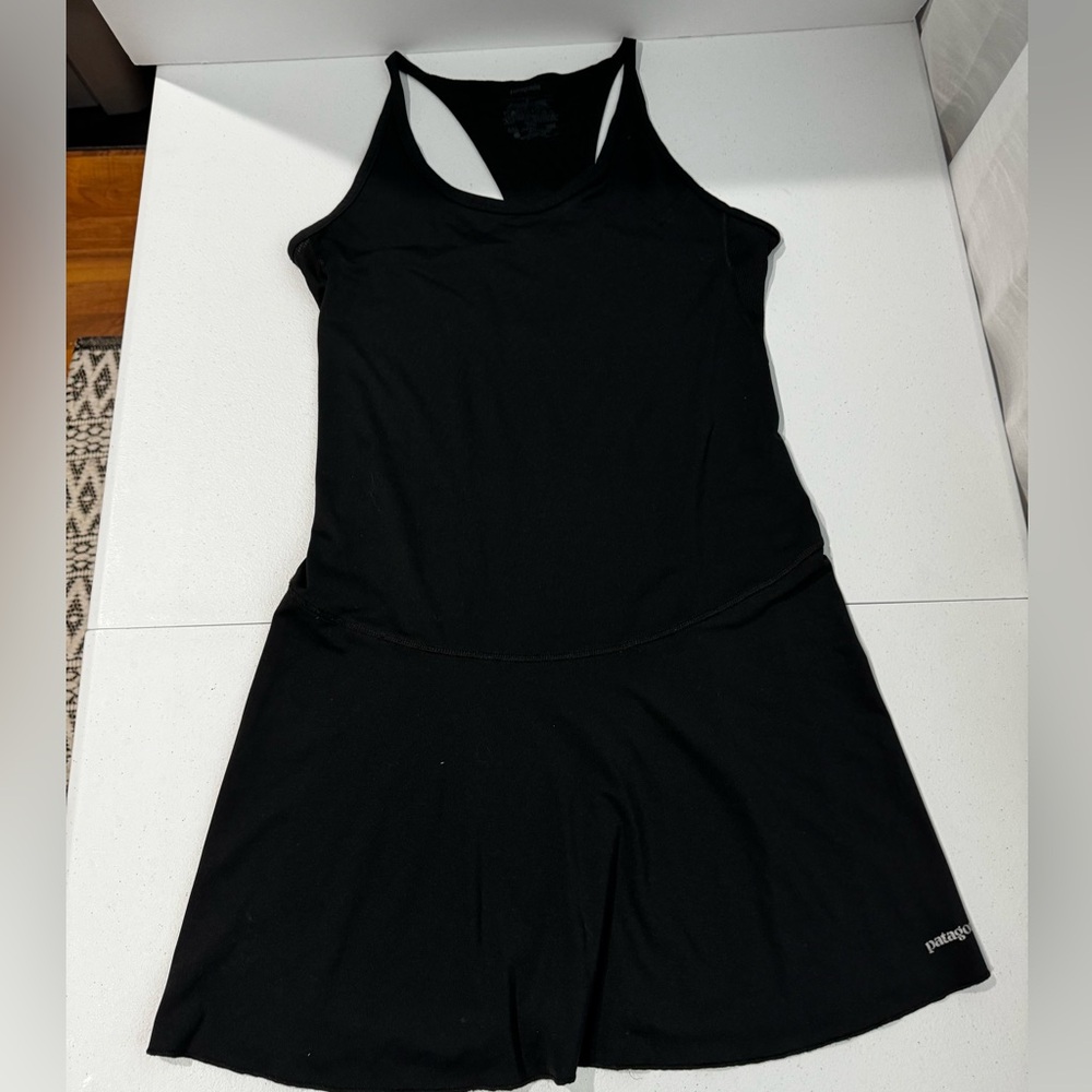 Patagonia athletic dress